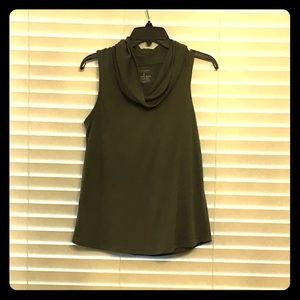 Sleeveless Turtleneck